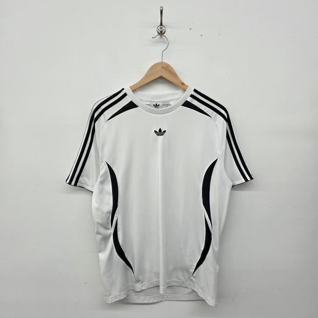 아디다스 삼선 반팔 티셔츠 화이트 남m