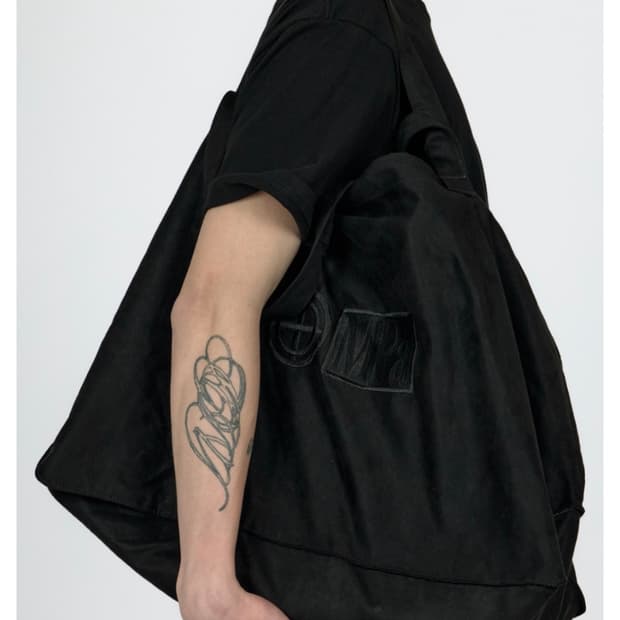 판매) 플라스틱프로덕트 스웨이드 빅백 블랙 판매합니다