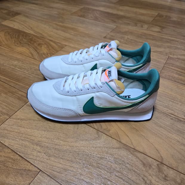 나아키 와플 트레이너2 240