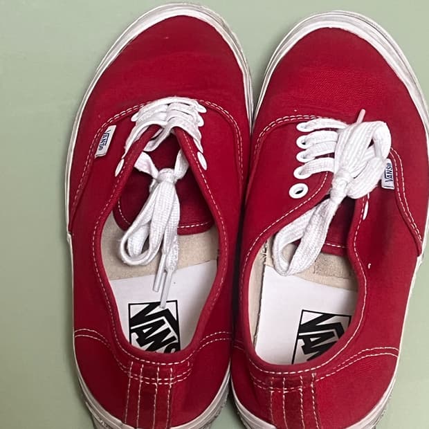 반스 어센틱 볼트 레드 260