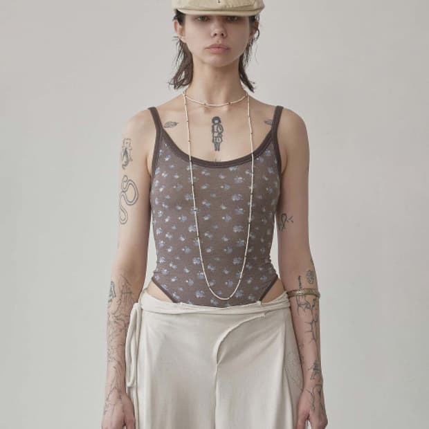 새상품) 스컬프터 Cottage Bodysuit Brown 바디수트 M