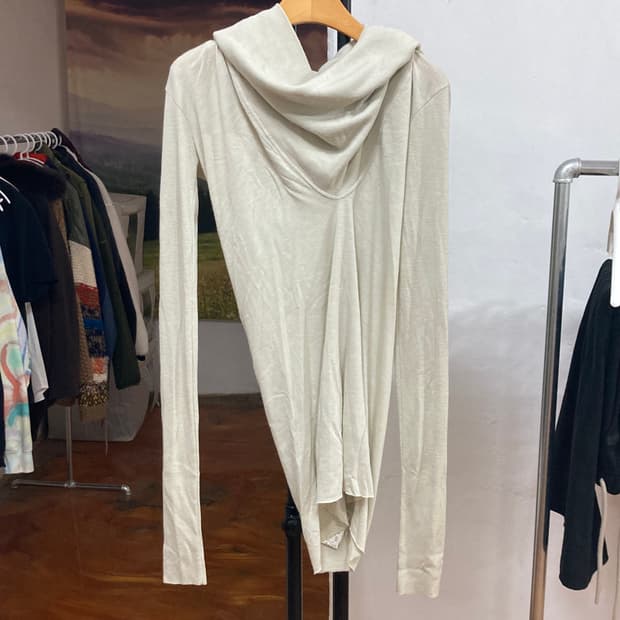 릭오웬스 드레이프 넥 롱 슬리브