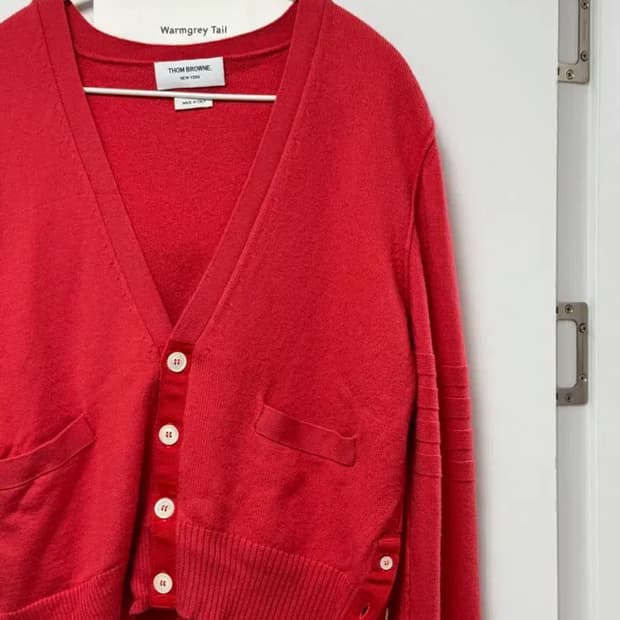 착샷o)톰브라운 레드 가디건 정가 100만원 이상 3사이즈 남녀가능