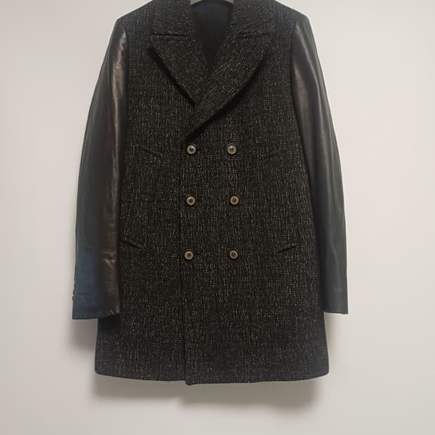 [명작/100] 솔리드옴므 13FW 리얼 양가죽 슬리브 배색 더블 피코트