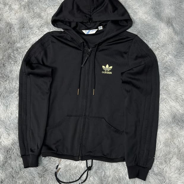 아디다스 00s 올블랙 크롭 후드 트랙탑