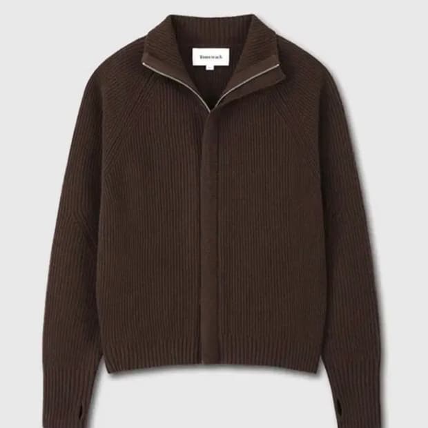 토니웩 메리노울 니트집업 판매합니다