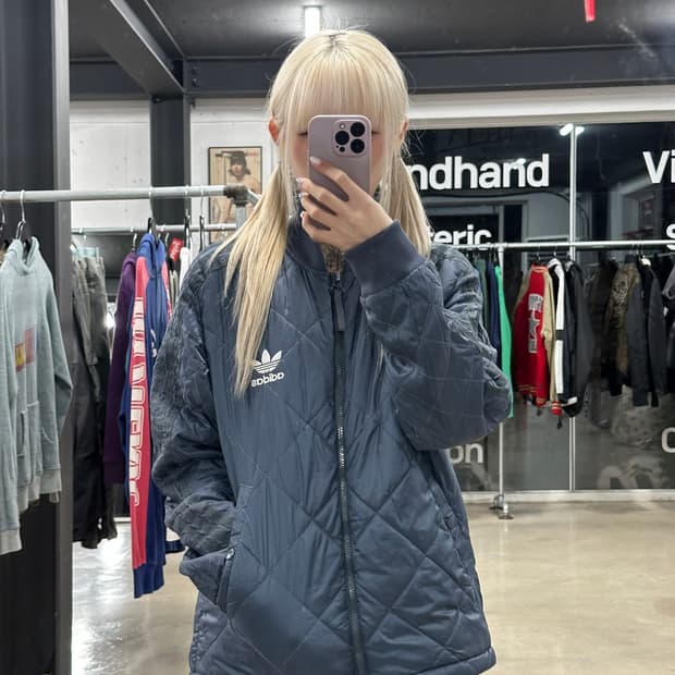 아디다스 누빔 경량 패딩 집업 블루