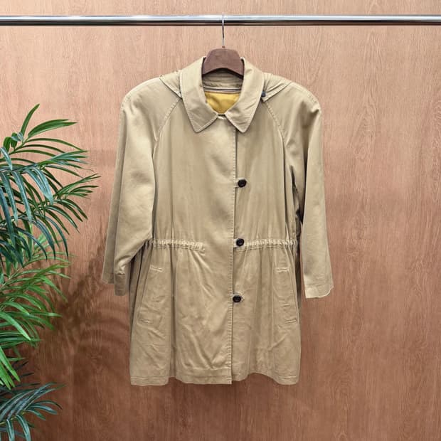 버버리 후드 코트 스트링 웨이스트 포켓 싱글 버튼 디테일 베이지