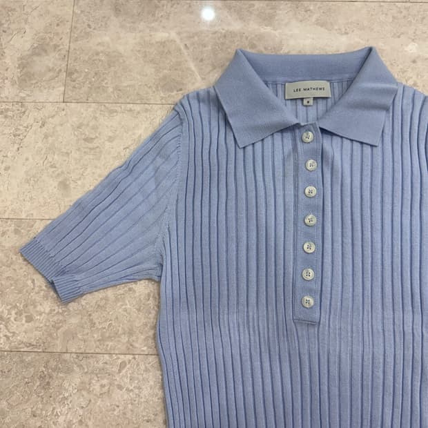 리 매튜스 하늘색 골지 카라 니트