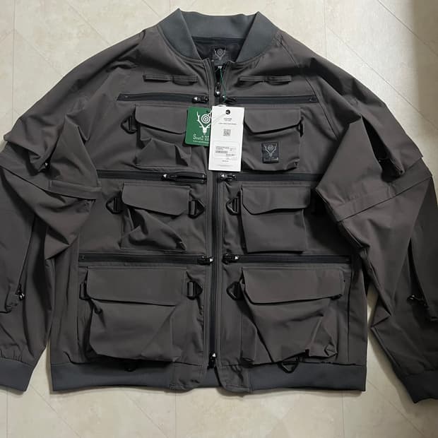 새상품(M)남이서팔 멀티 포켓 지퍼 투웨이 자켓 립스탑 차콜