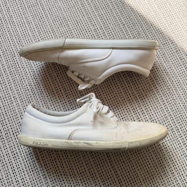 프라다 플랫 스니커즈