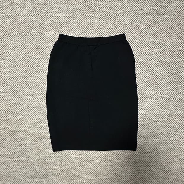 ST. JOHN woman wool skirt black