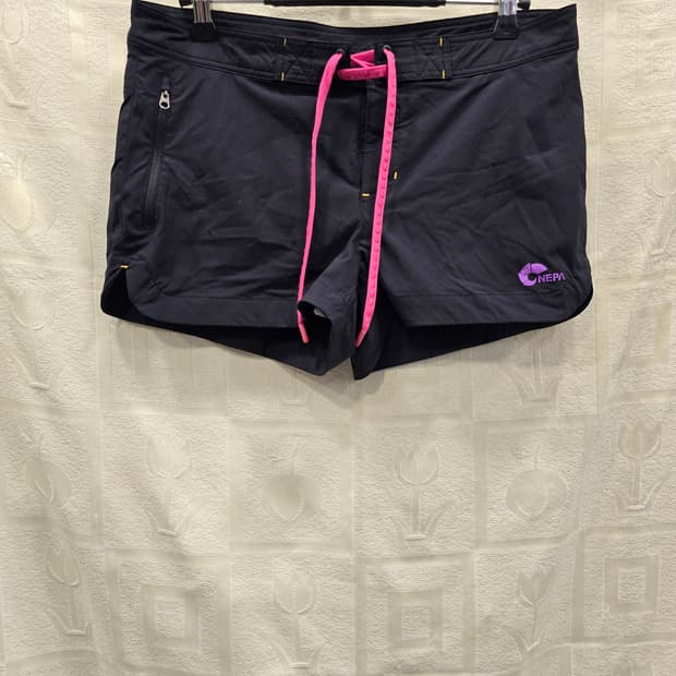 네파 숏팬츠 반바지 수영복  S (25~26)