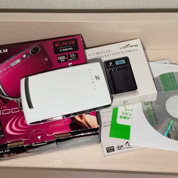 민트급 후지필름 파인픽스 z1000exr 화이트 풀박스 