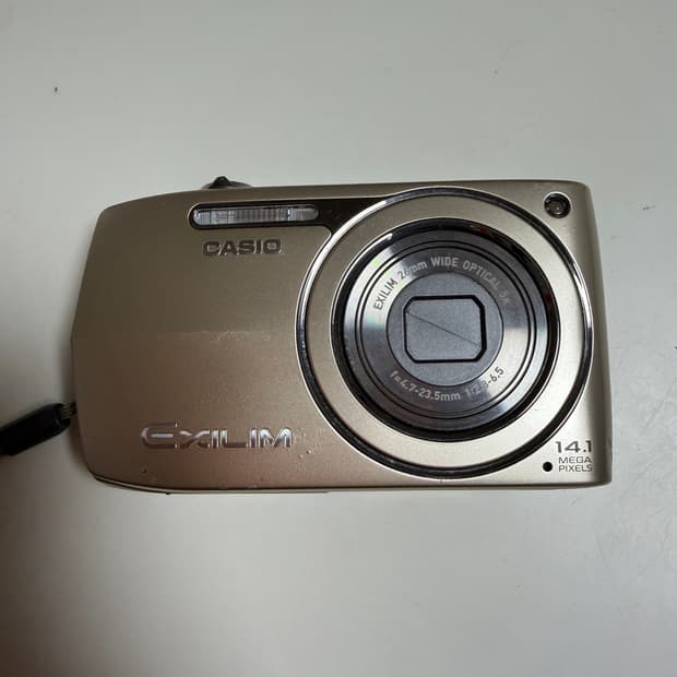 카시오 엑슬림 z2300 디지털 카메라