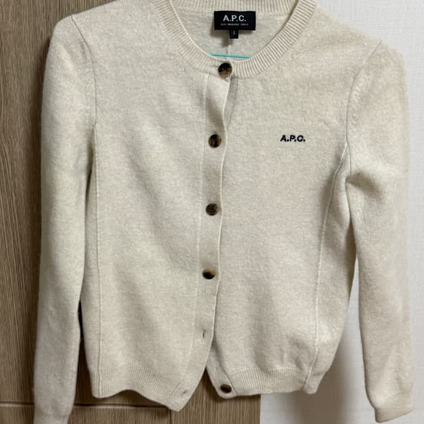 A.P.C. 여성 캐시미어 가디건 S(정품)