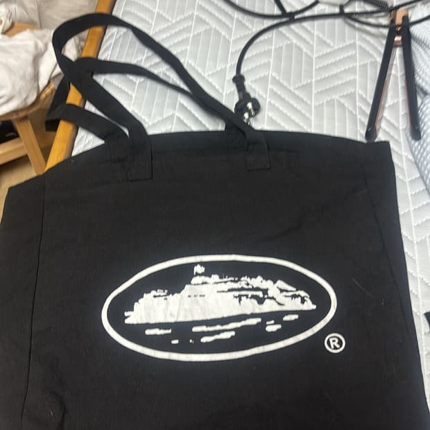 코르테이즈 토트백 
