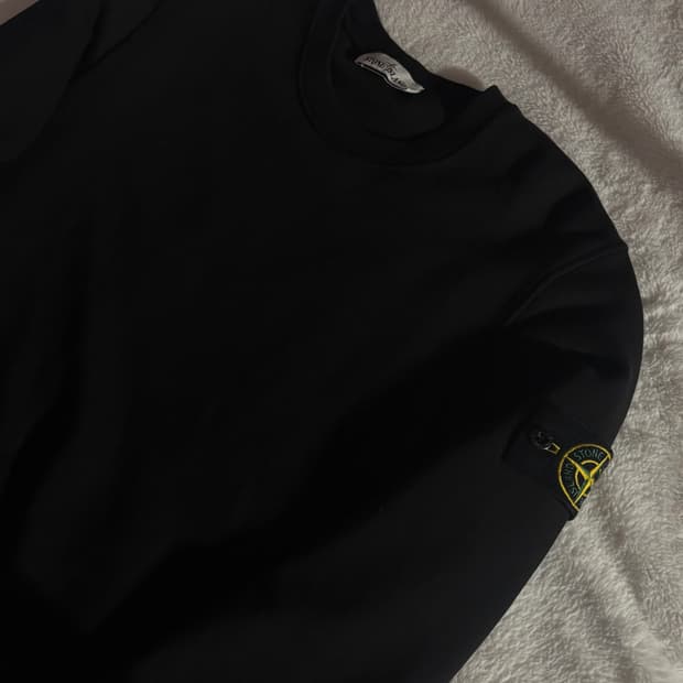 스톤아일랜드 블랙 맨투맨 M 사이즈