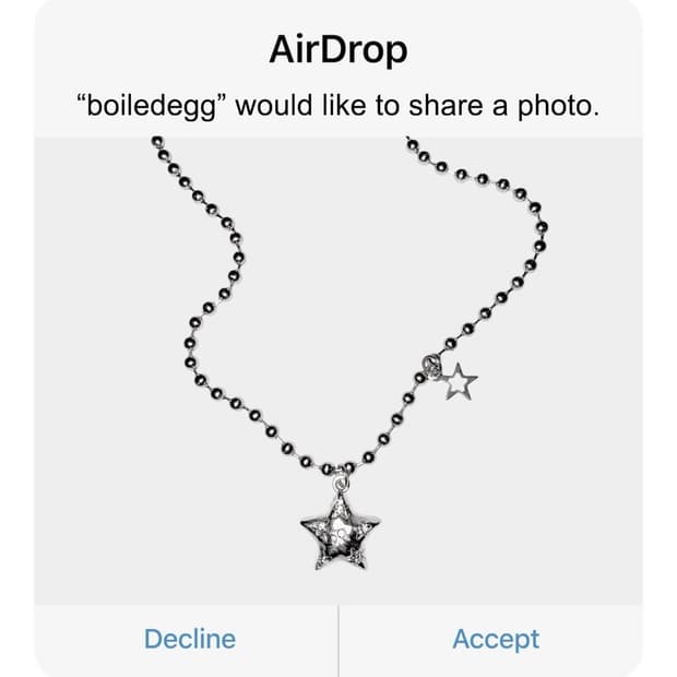 twinkle melt star necklace