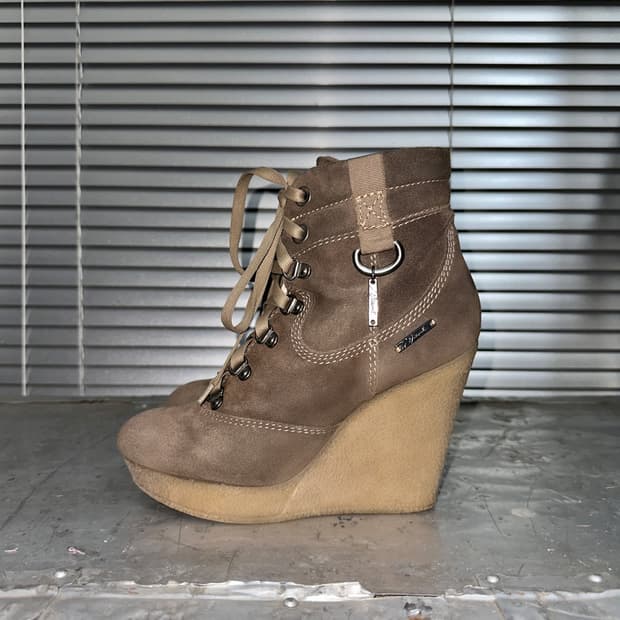 00s 디젤 스웨이드 웨지 힐 레이스업 부츠