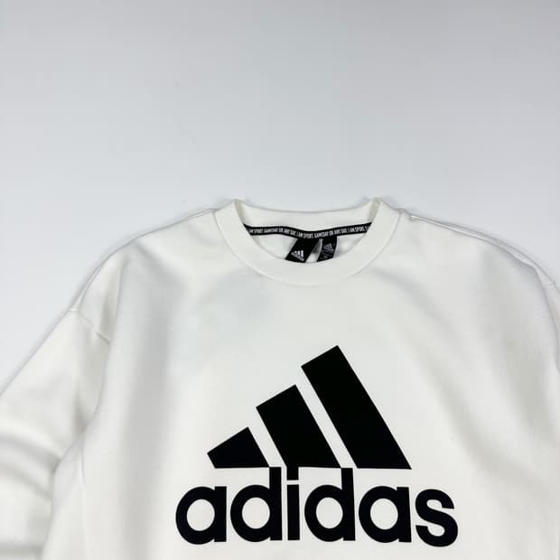 아디다스 오리지널 빅로고 화이트 맨투맨 (XS 여성추천)