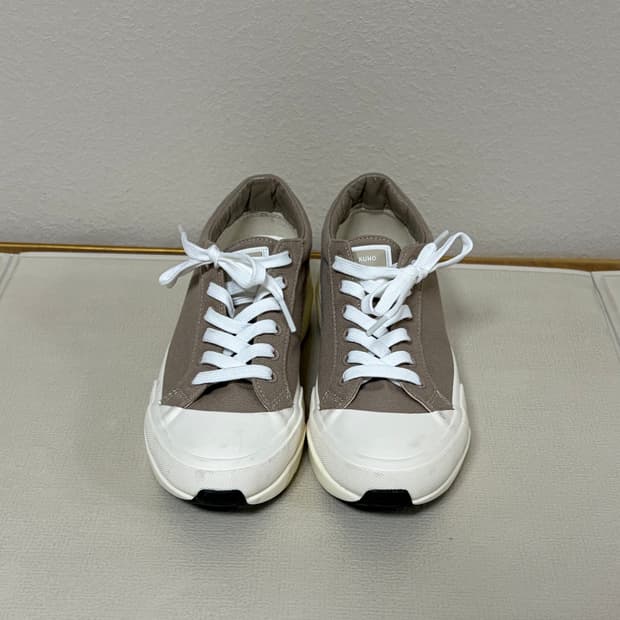 구호 스니커즈 베이지