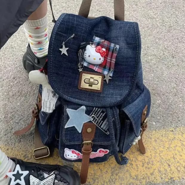 산리오 헬로키티 키티 빈티지 데님백팩