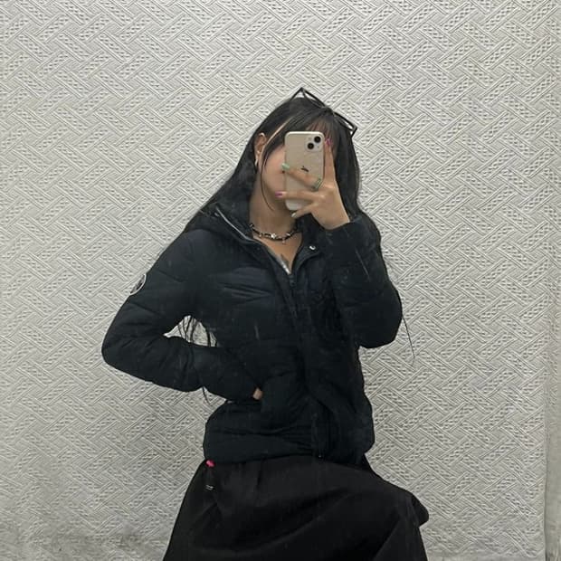 아베크롬비 빈티지 베이직 슬림 숏 패딩 M C06623