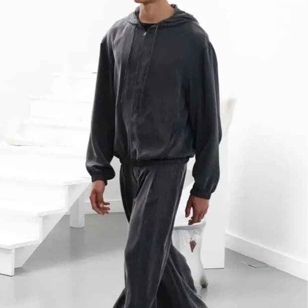 (L) 아모멘토 큐프라 후드집업 차콜