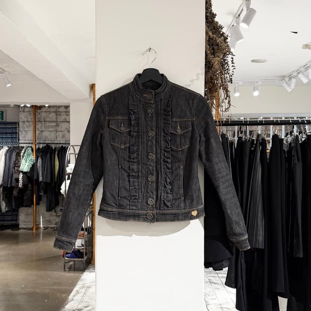 모스키노 진스 블랙 데님 프릴 패디드 자켓