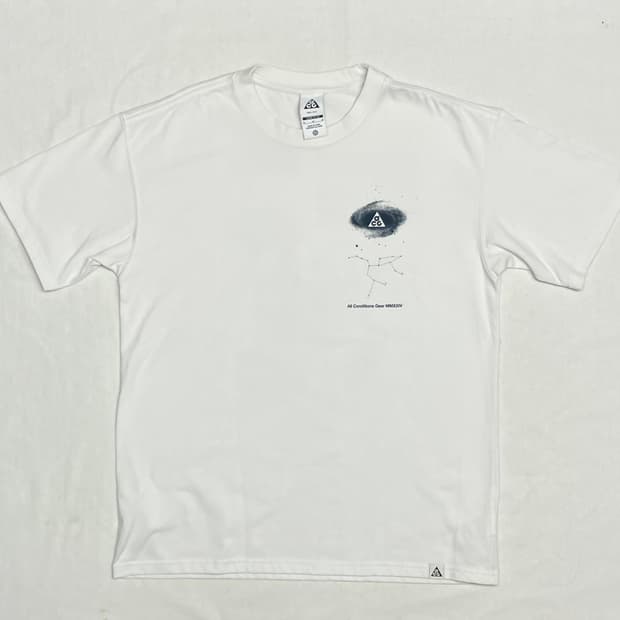 나이키 ACG 갤럭시 티셔츠 서밋 화이트