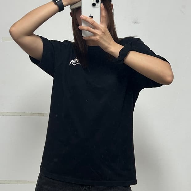 스투시 카네이션 반팔 티셔츠 블랙