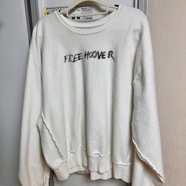칸예 웨스트 free hoover 크루넥