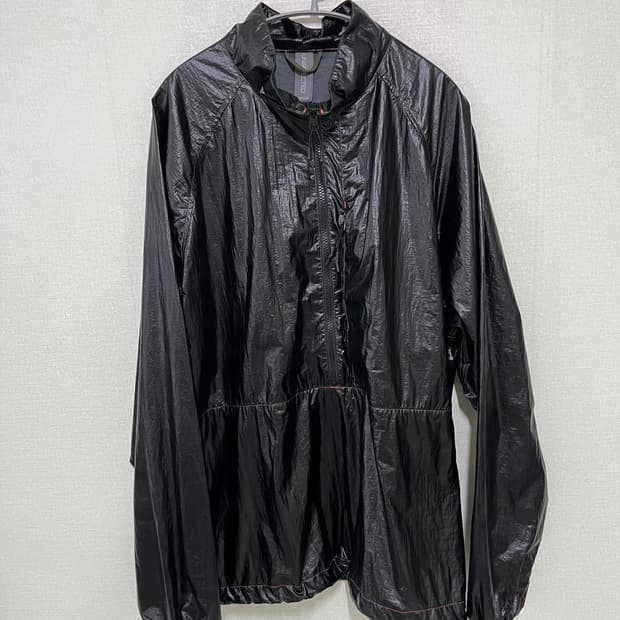 언어펙티드 아노락 black m size