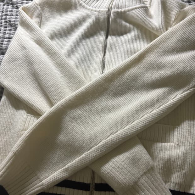 마뗑킴 니트 집업