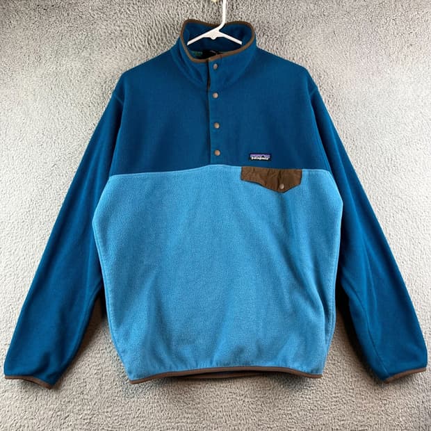 21FW 파타고니아 신칠라 스냅-티 플리스 딥 씨 블루/라이트 블루 배색