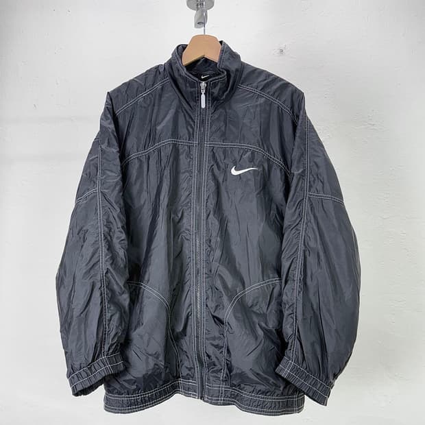 나이키 90s 블랙 파이핑 스우시 나일론 쉘 자켓