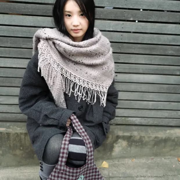 인앤양인하모니 케이프 머플러 스카프 라이트 퍼플