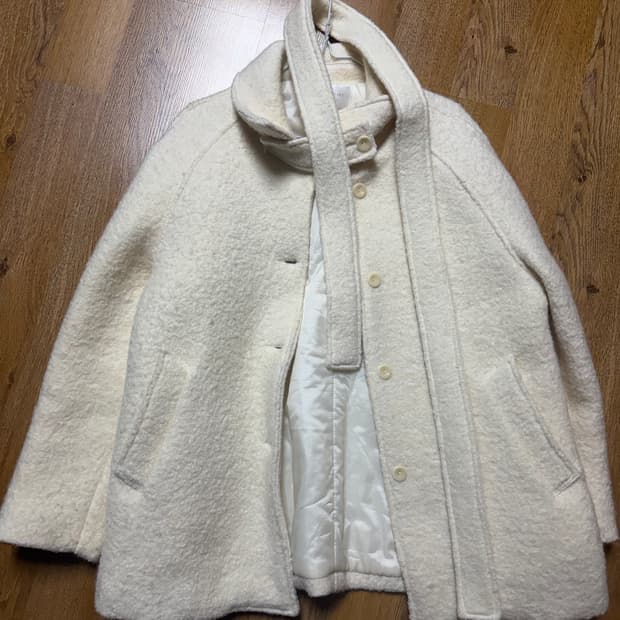 보세 부클 하프코트 