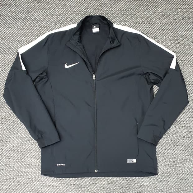 나이키 간절기 트레이닝 바람막이 남자110