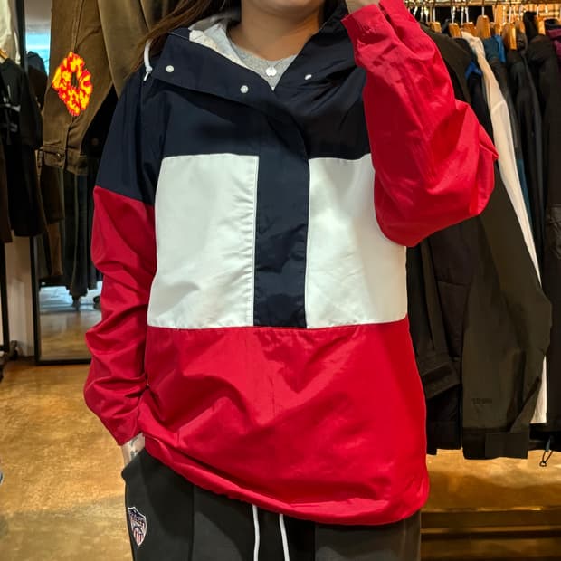 리바이스 배색 반집업