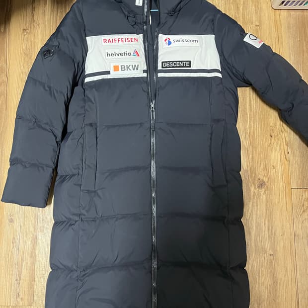 데상트 남녀공용 롱패딩 다운 패딩 아우디 스키팀 90 m 레플리카 