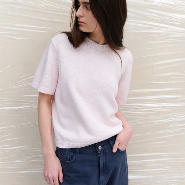 르바(LEVAR) Pebble Boucle Knit Top
