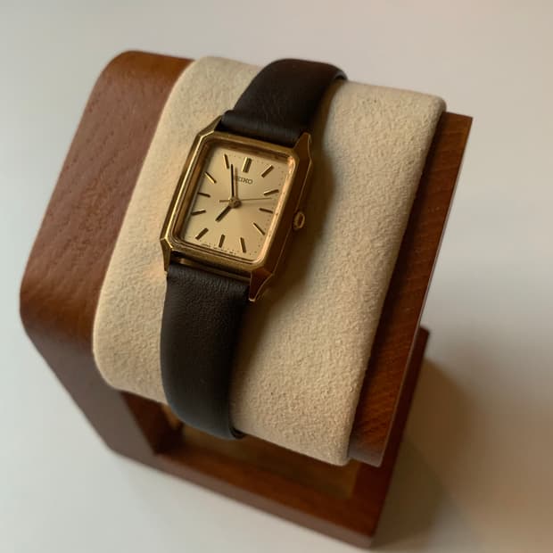 세이코 Seiko 골드 쿼츠 