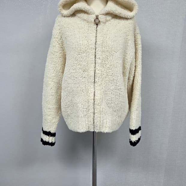 오즈세컨   인따르시아  후드니트