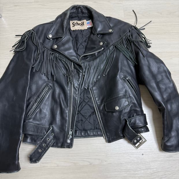 쇼트 프린지 카우레더자켓