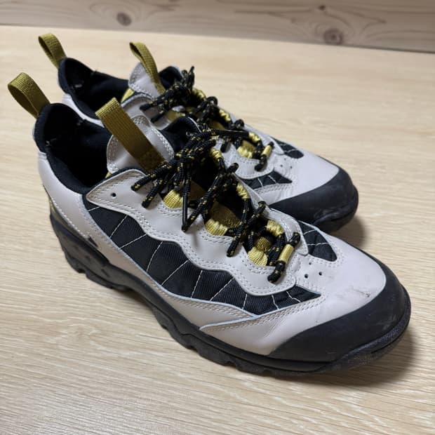 나이키 ACG 에어 마다