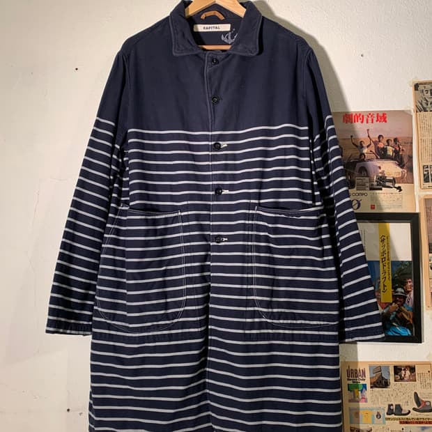캐피탈 스트라이프 네이비 커버올 자켓
