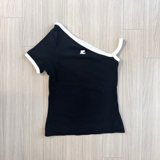 (s) 꾸레쥬 콘트라스트 원숄더 반팔