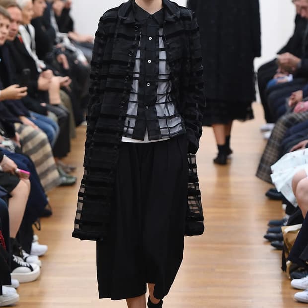 꼼데가르송 꼼데가르송 16ss 플리츠 팬츠 m사이즈